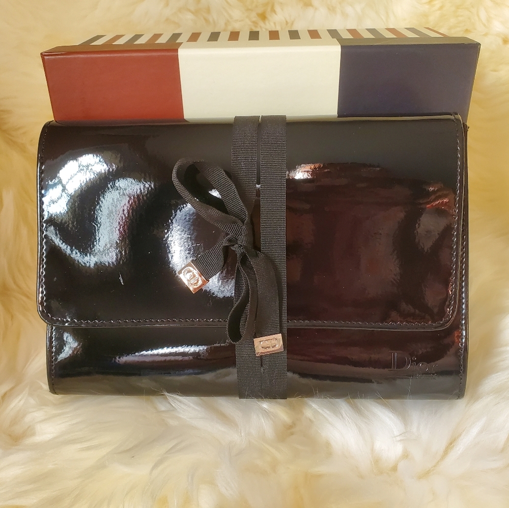 🌻Dior Cosmetic Kit🌻